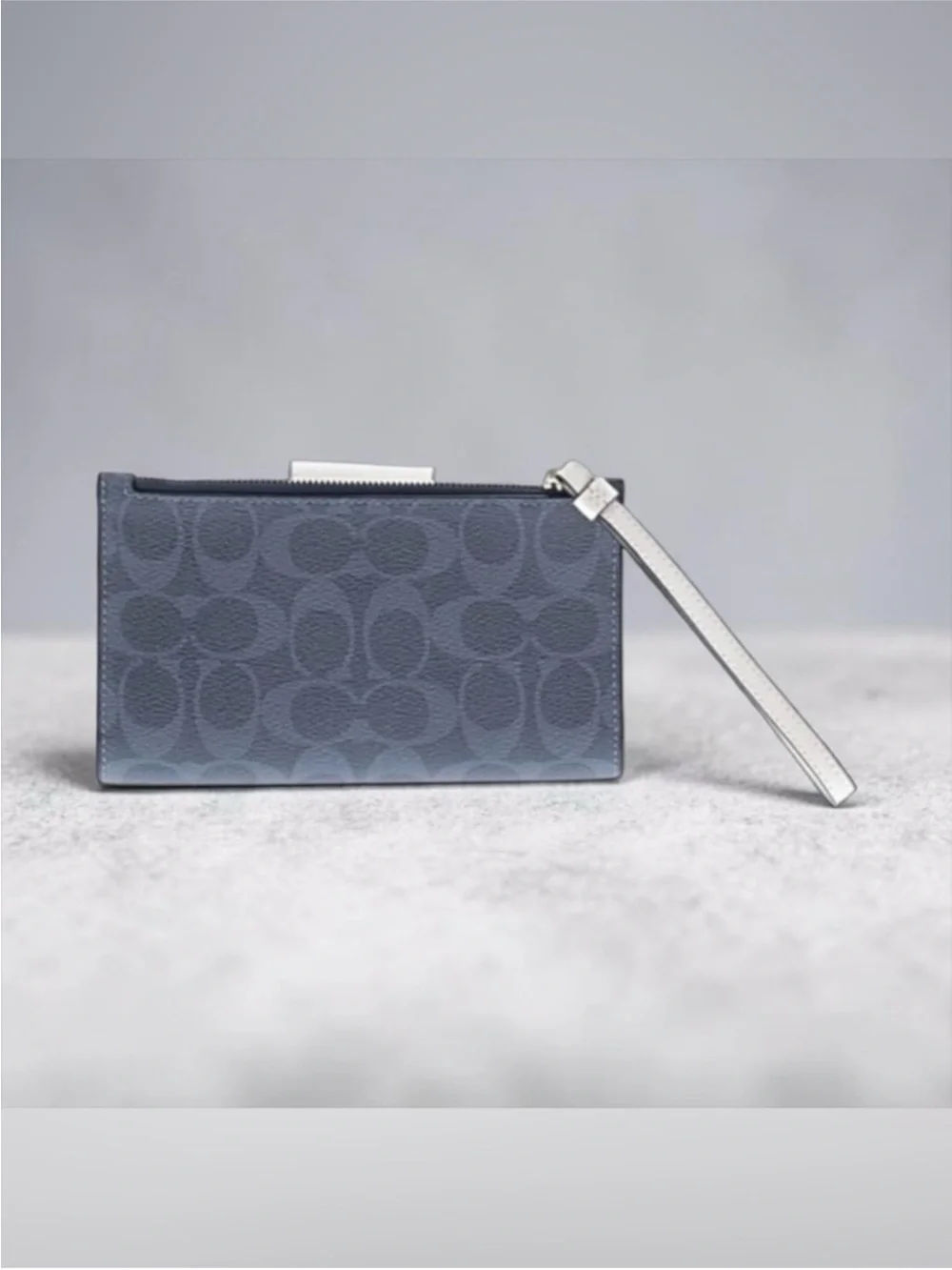COACH Denim Multi Tech Wallet in Colorblock Signature Canvas/NWT